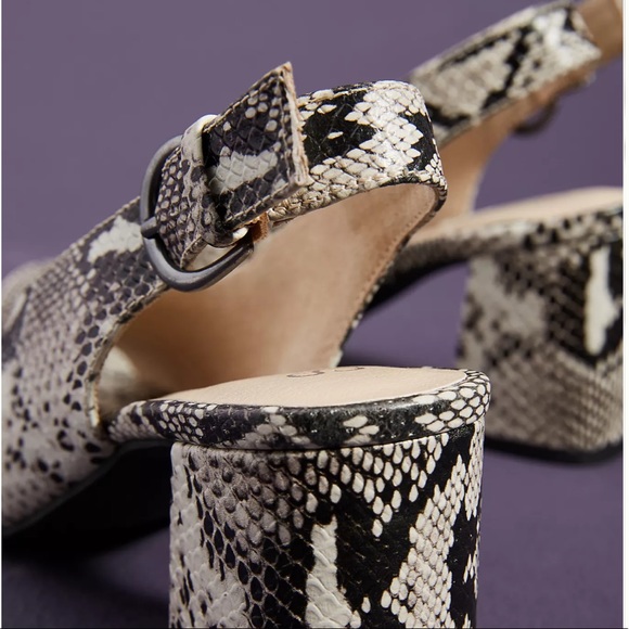 Snakeskin Slingback Peep Toe Block Heel Sandals - Picture 5 of 5